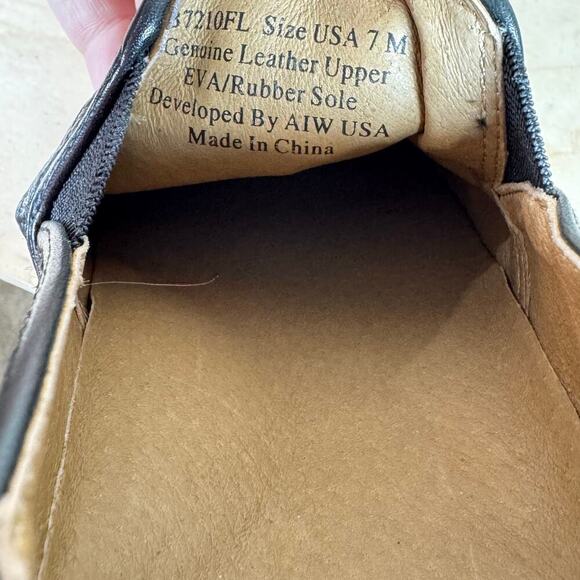 NWOB Gravity Defyer Women's G-Defy Ashanti Flats Loafer Slip On Black Leather 7M - Picture 9 of 9